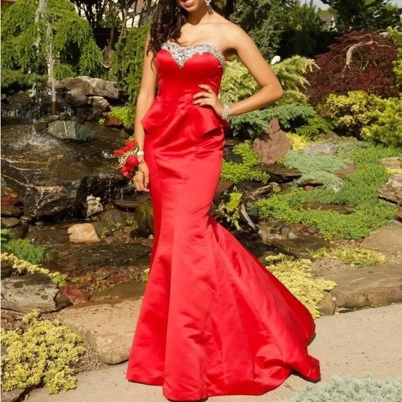 fitted lace wedding dress Jovani 09009 - Jeweled Open Back Prom Dress 4 / Turquoise main image 1